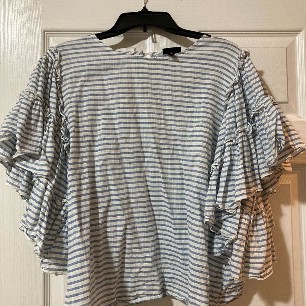 🔶Bundle 3 for 25🔶 Ruffled Sleeve Blouse
